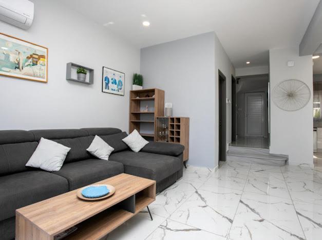 Valendra Apartment